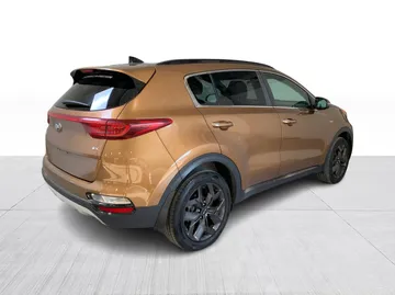 2021 Kia Sportage - image 13