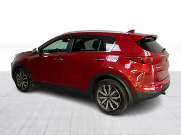 2017 Kia Sportage - image 6
