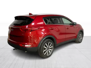 2017 Kia Sportage - image 8
