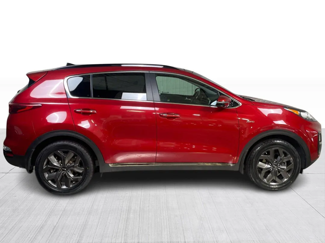 2021 Kia Sportage — photo 2