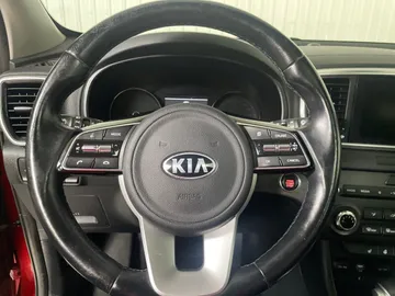 2021 Kia Sportage - image 19