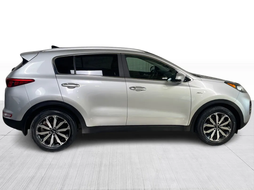 2017 Kia Sportage — photo 2