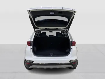 2022 Kia Sportage - image 14