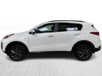 2022 Kia Sportage - image 11