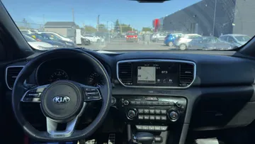 2020 Kia Sportage - image 9