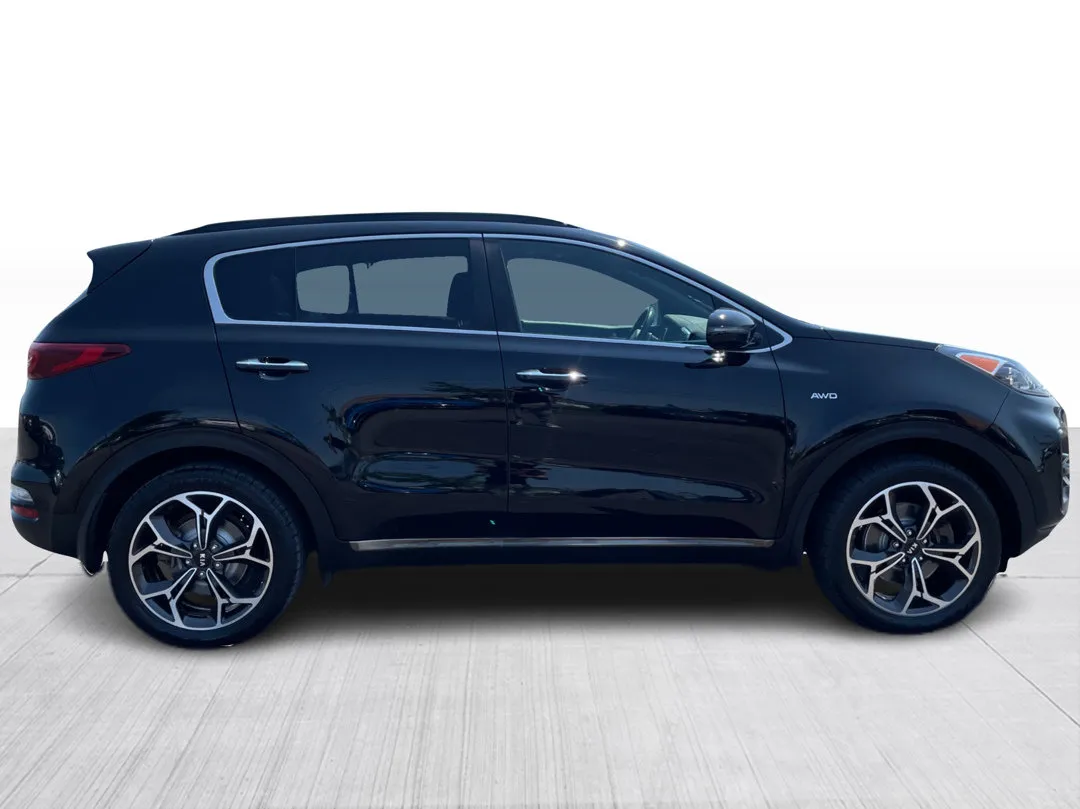 2021 Kia Sportage — photo 2