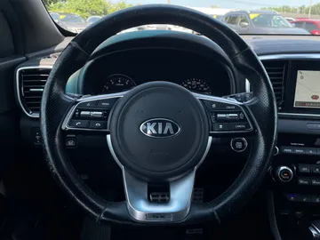 2021 Kia Sportage - image 19