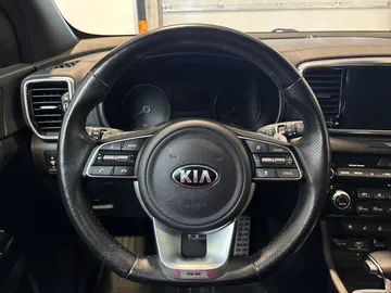2022 Kia Sportage - image 19