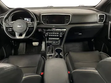 2022 Kia Sportage - image 4