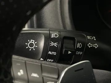2022 Kia Sportage - image 17