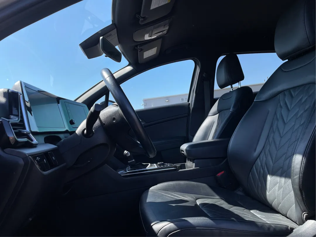 2023 Kia Sportage — photo 3