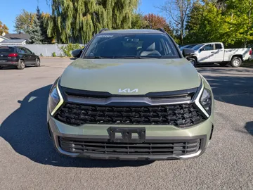 2023 Kia Sportage - image 2