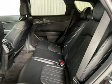 2023 Kia Sportage - image 15