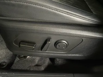2023 Kia Sportage - image 19