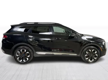 2023 Kia Sportage - image 2