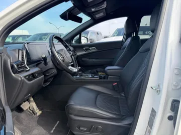 2023 Kia Sportage - image 8