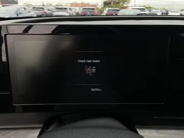 2024 Kia Sportage - image 18