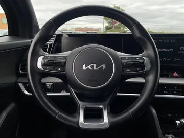 2024 Kia Sportage - image 11