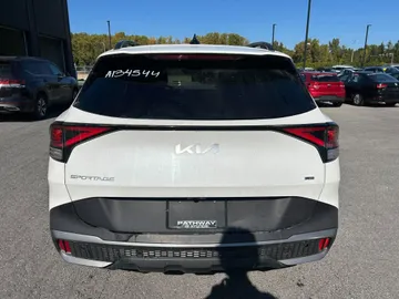 2024 Kia Sportage - image 4