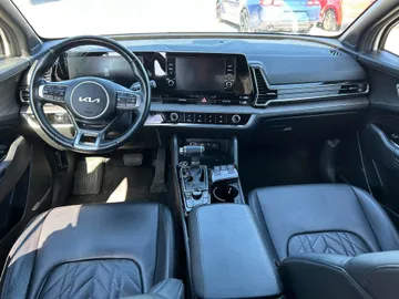 2024 Kia Sportage - image 9