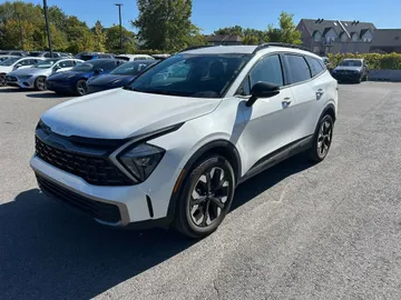 2024 Kia Sportage - image 3