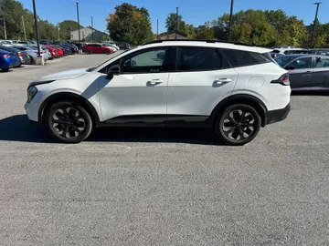 2024 Kia Sportage - image 6