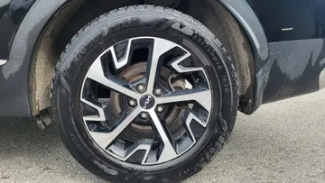2023 Kia Sportage - image 7