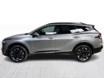 2023 Kia Sportage - image 11