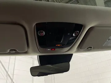 2023 Kia Sportage - image 17