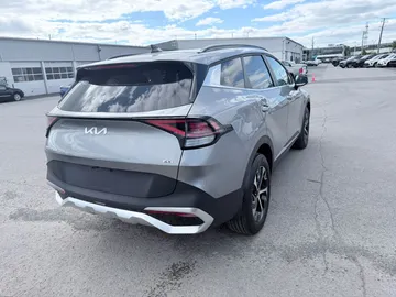 2023 Kia Sportage - image 4