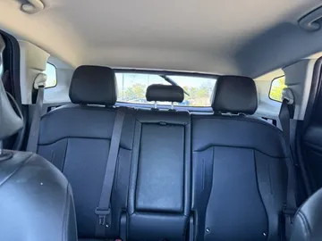2023 Kia Sportage Hybrid - image 7