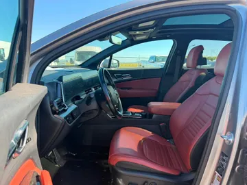 2024 Kia Sportage - image 8