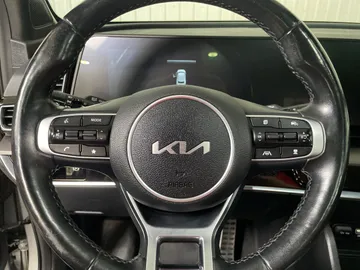 2024 Kia Sportage - image 19