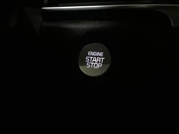 2025 Kia Sorento Hybrid - image 24