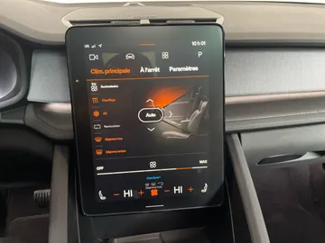 2022 Polestar 2 - image 26
