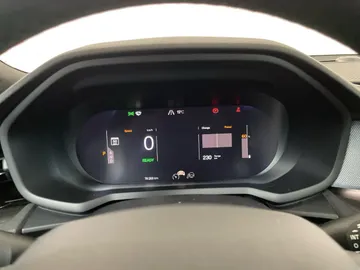 2022 Polestar 2 - image 17