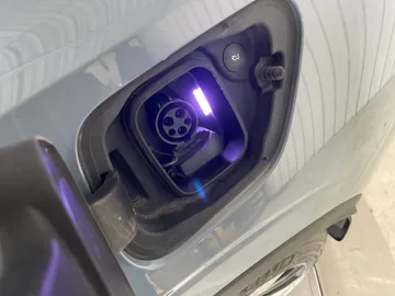 2022 Polestar 2 - image 23