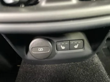 2022 Polestar 2 - image 29
