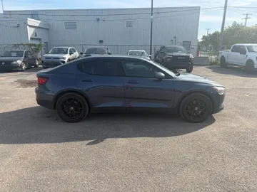 2022 Polestar 2 - image 3