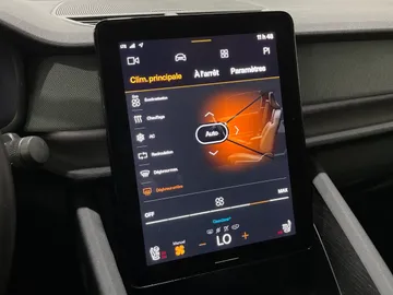 2022 Polestar 2 - image 22
