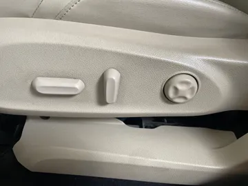 2019 Buick Envision - image 18
