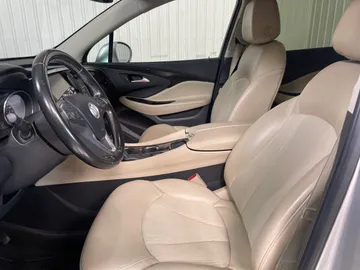 2019 Buick Envision - image 3