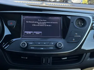 2020 Buick Envision - image 25