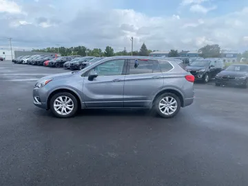 2020 Buick Envision - image 4