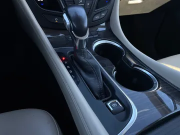2020 Buick Envision - image 27
