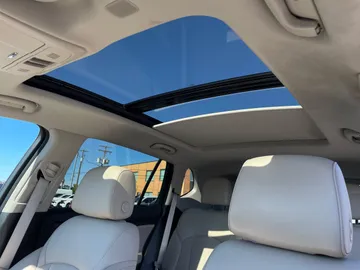 2020 Buick Envision - image 6