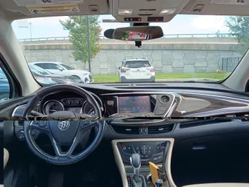2019 Buick Envision - image 9