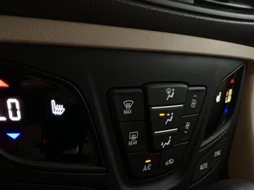 2019 Buick Envision - image 25