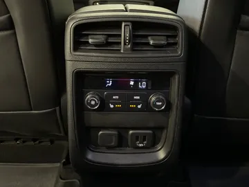 2019 Buick Envision - image 33