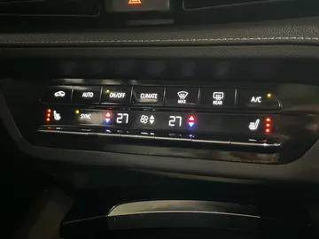2022 Buick Envision - image 24
